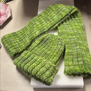 Green Knit Scarf and Hat Set